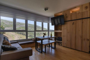 Charming apartment in Sierra Nevada, 60 m² + shared pool, Sierra Nevada